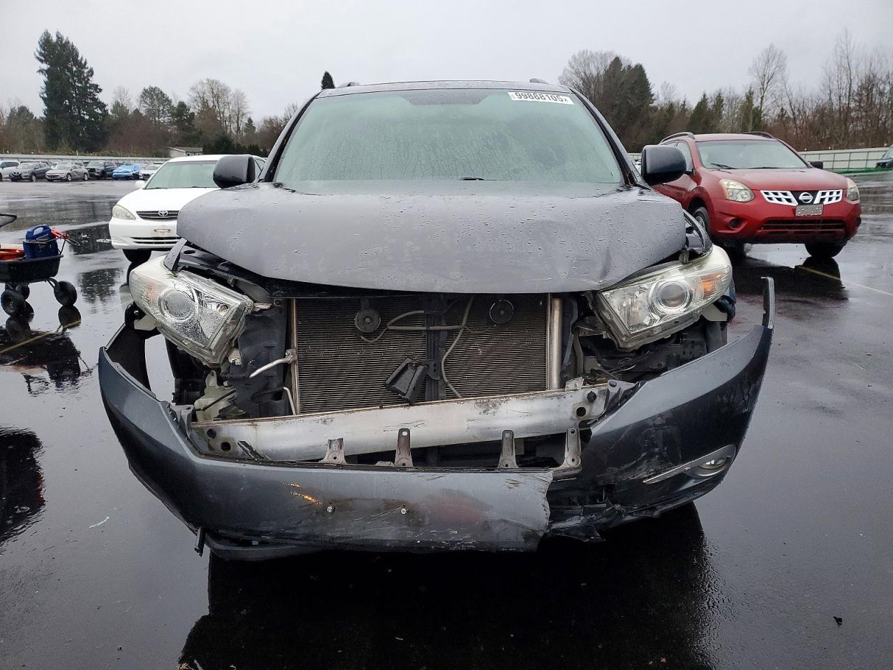 2012 TOYOTA HIGHLANDER BASE photo 9