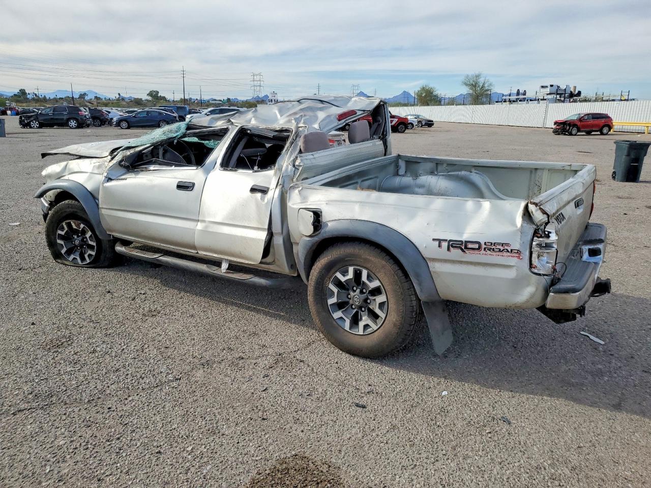 2003 TOYOTA TACOMA DOUBLE CAB PRERUNNER photo 2
