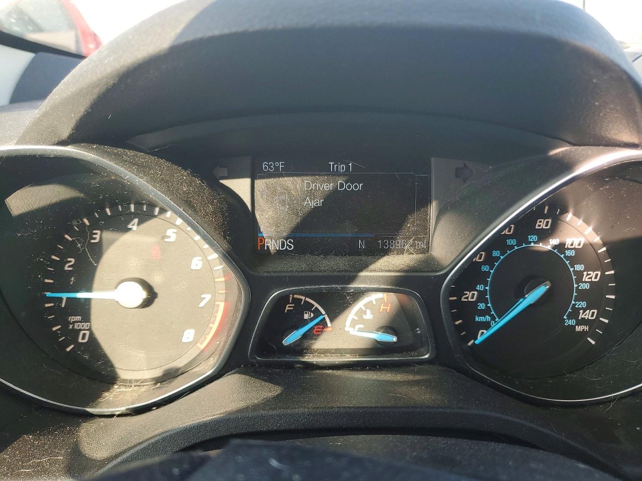 2016 FORD ESCAPE SE photo 9