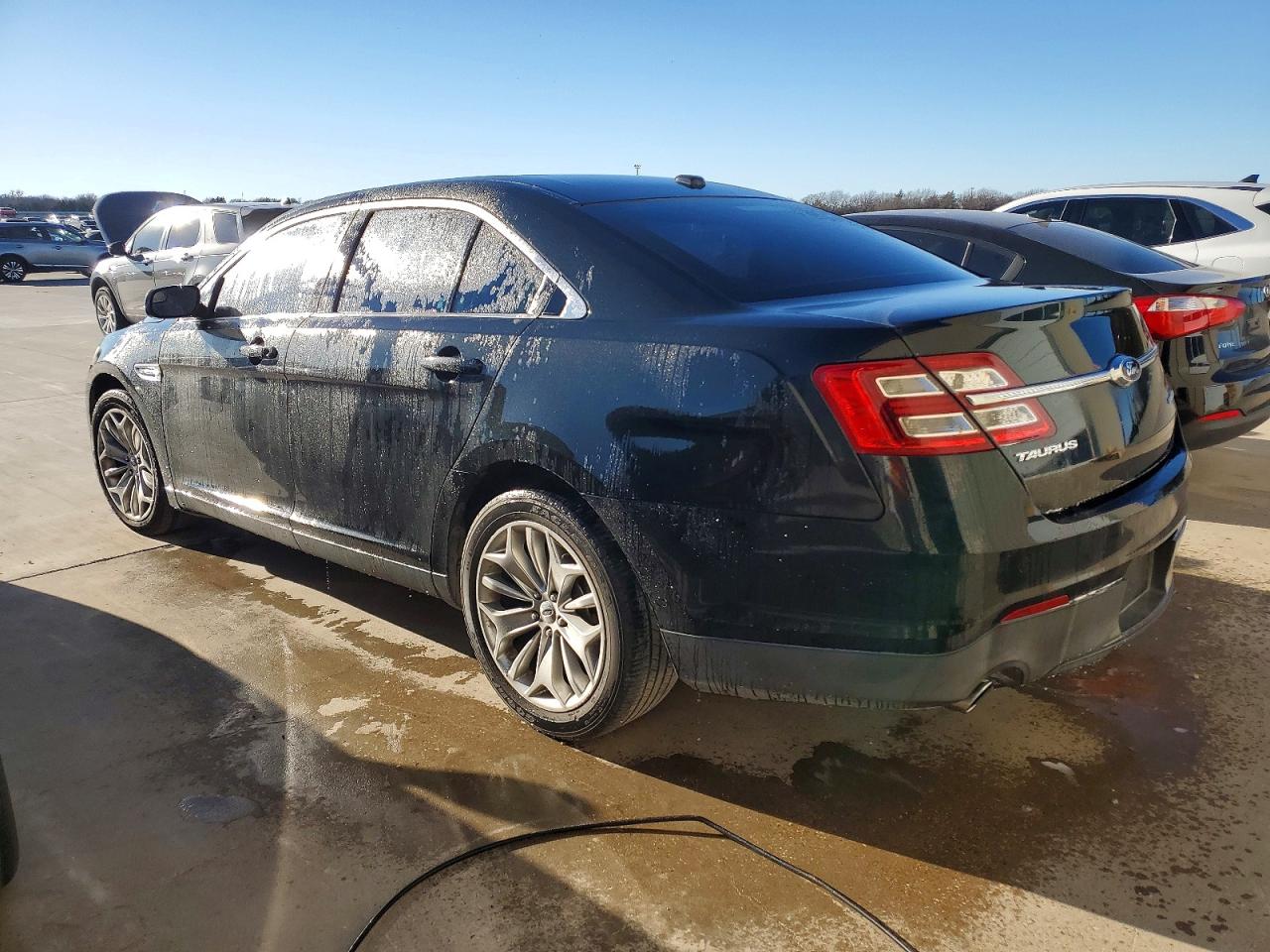 2014 FORD TAURUS LIMITED photo 2