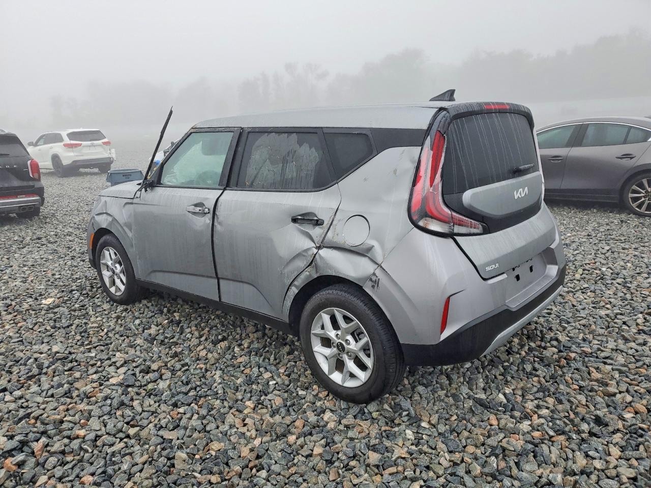 2025 KIA SOUL S photo 2