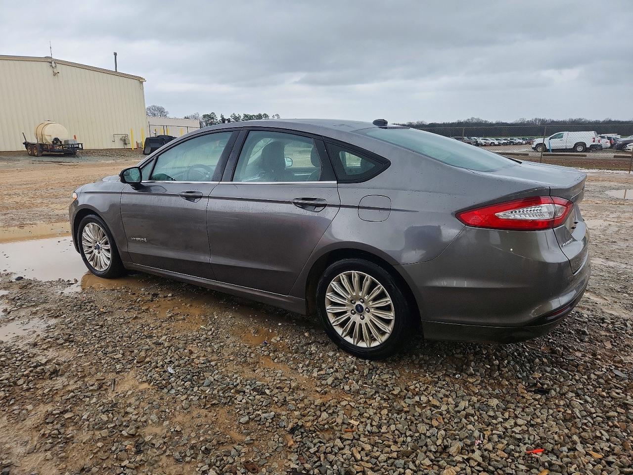 2013 FORD FUSION SE HYBRID photo 2