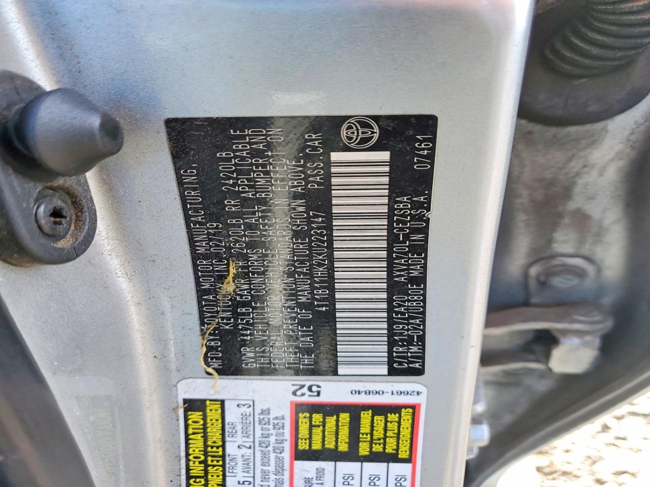 2019 TOYOTA CAMRY L photo 12