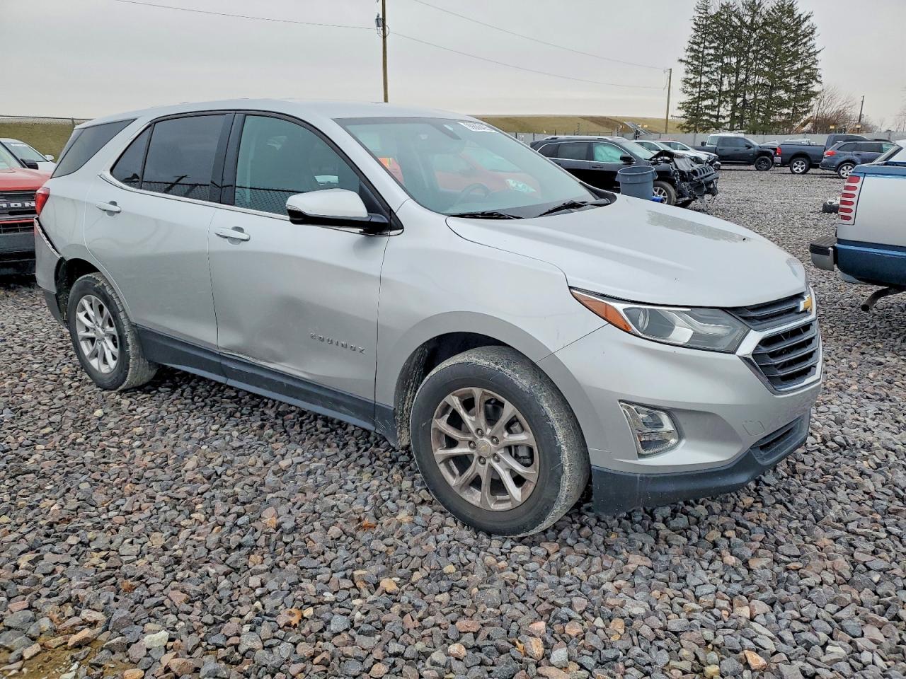 2018 CHEVROLET EQUINOX LT photo 4