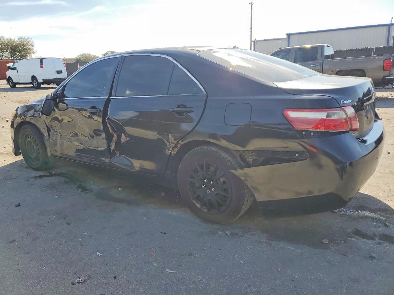 2009 TOYOTA CAMRY BASE photo 2