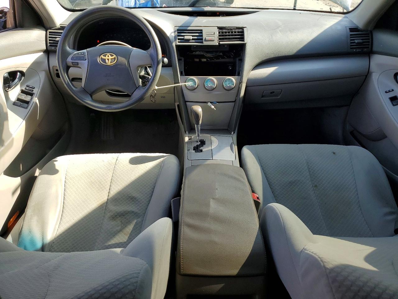 2009 TOYOTA CAMRY BASE photo 8