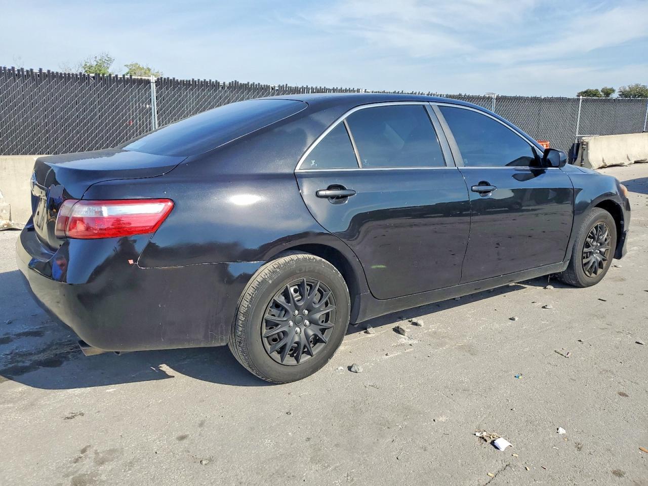 2009 TOYOTA CAMRY BASE photo 3