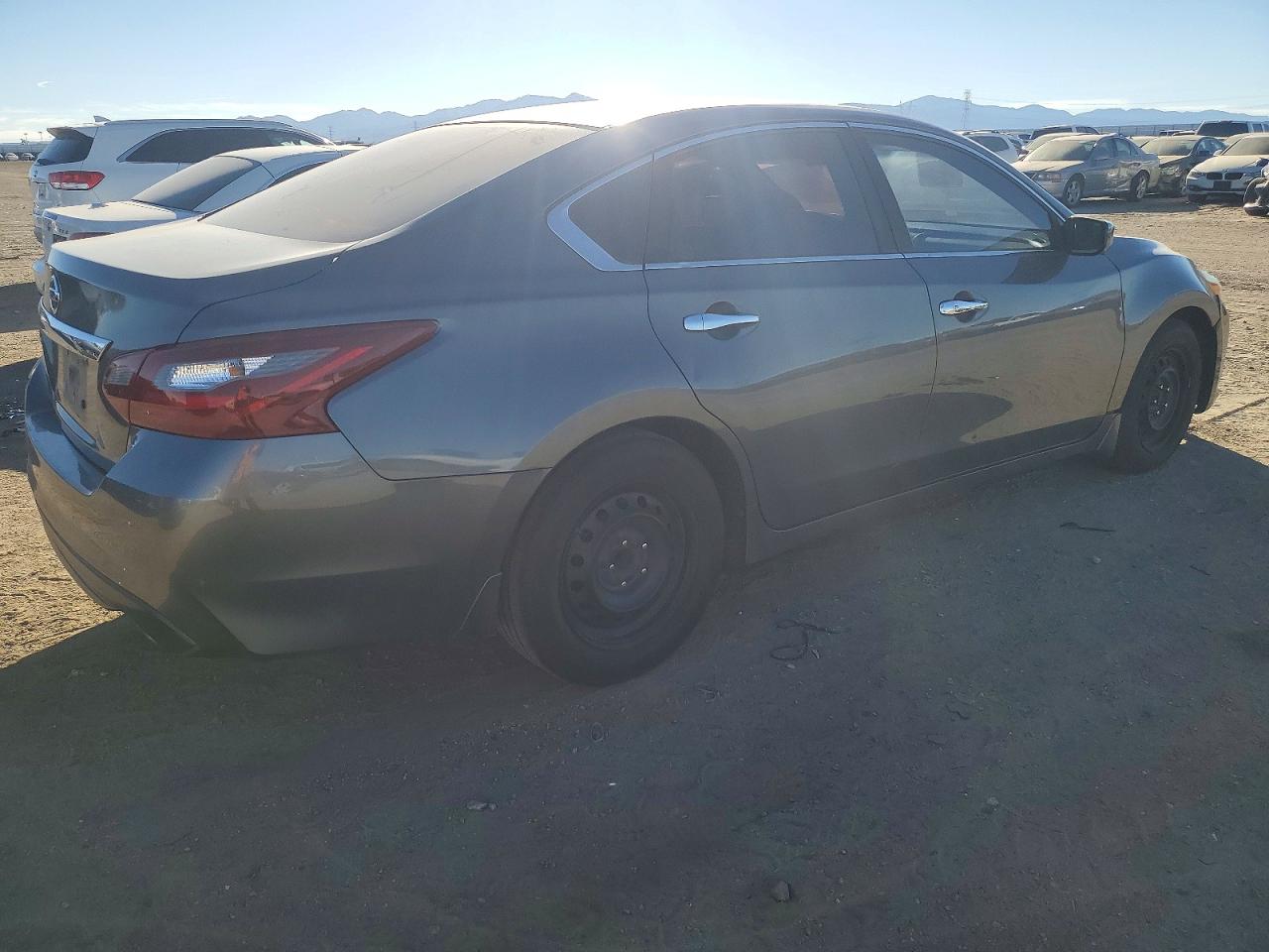 2018 NISSAN ALTIMA 2.5 photo 3