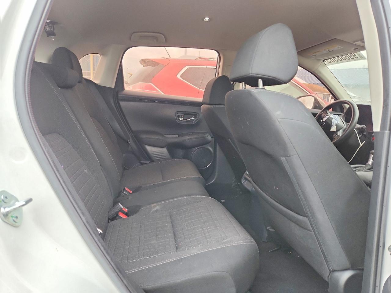 2024 HONDA HR-V LX photo 31