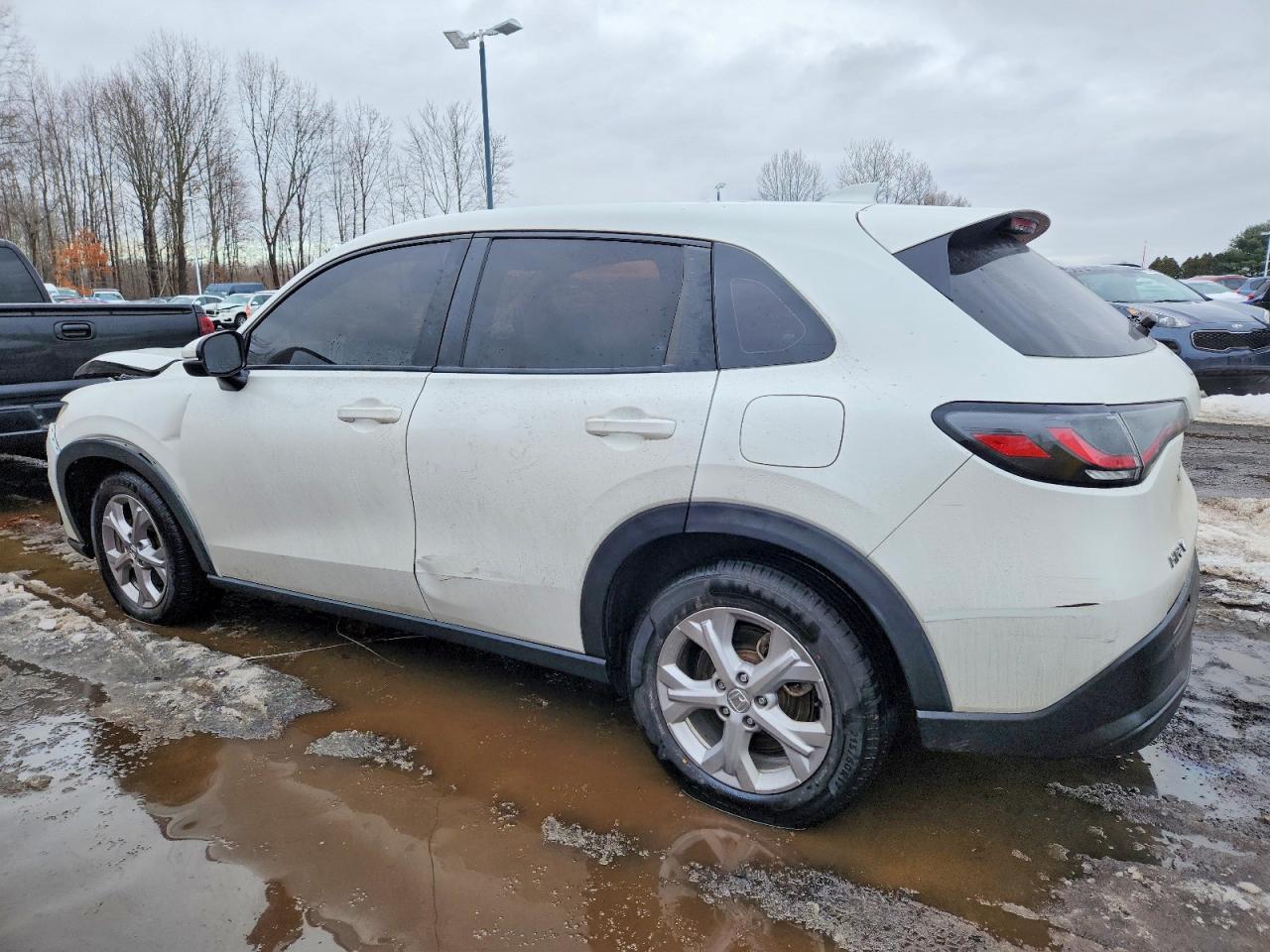 2024 HONDA HR-V LX photo 4