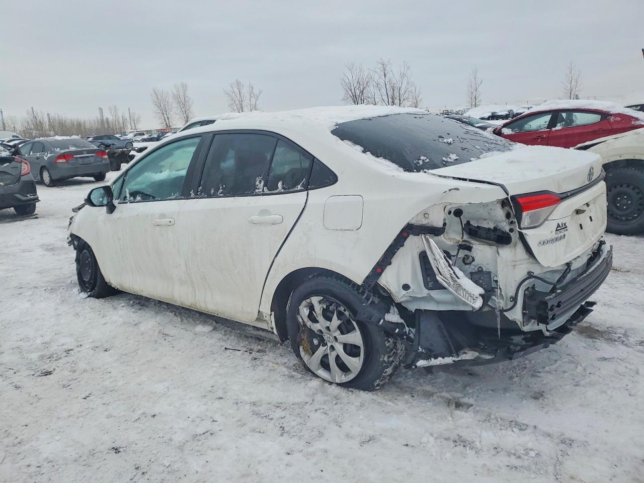 2022 TOYOTA COROLLA LE photo 2