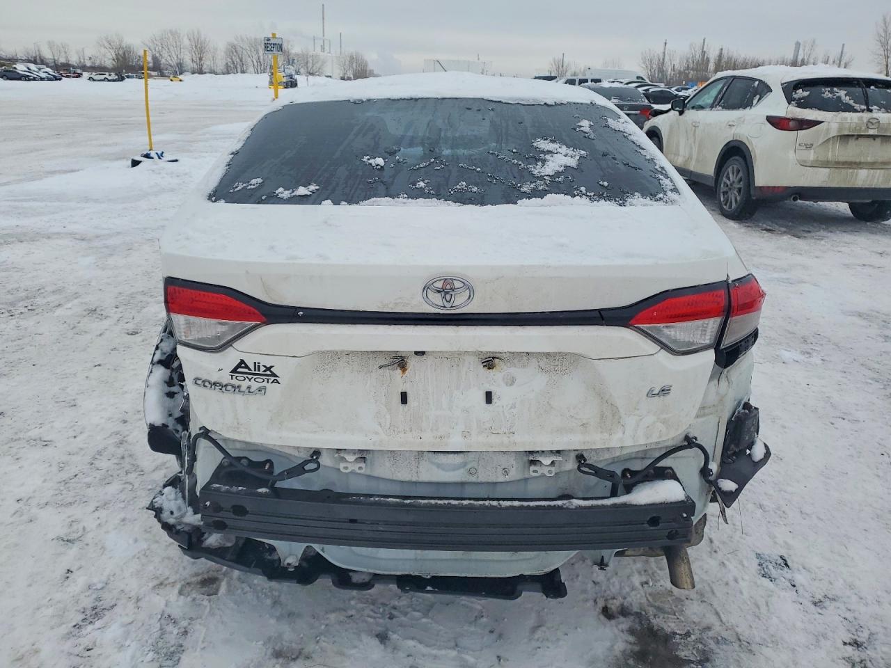 2022 TOYOTA COROLLA LE photo 6