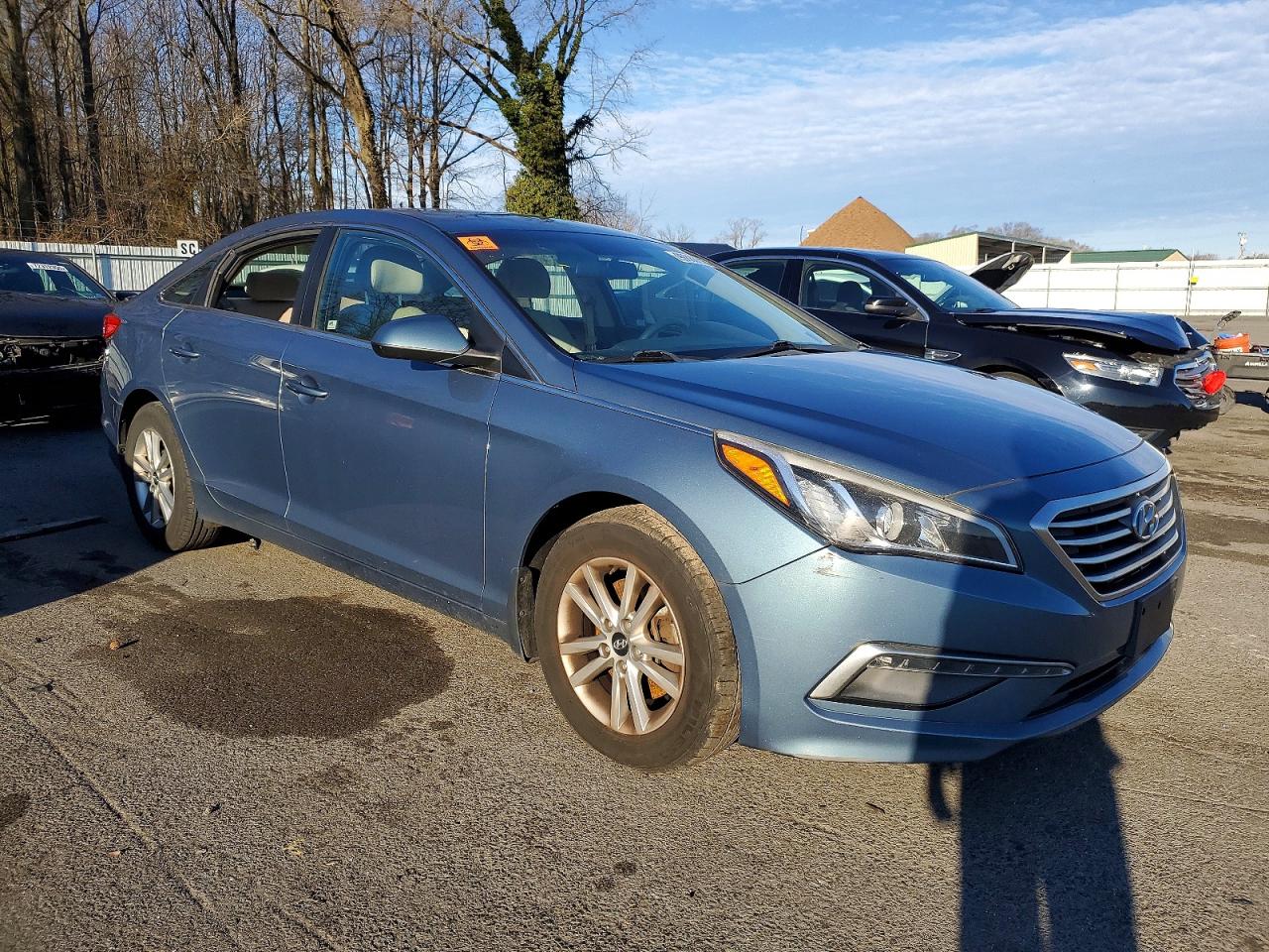 2015 HYUNDAI SONATA SE photo 4