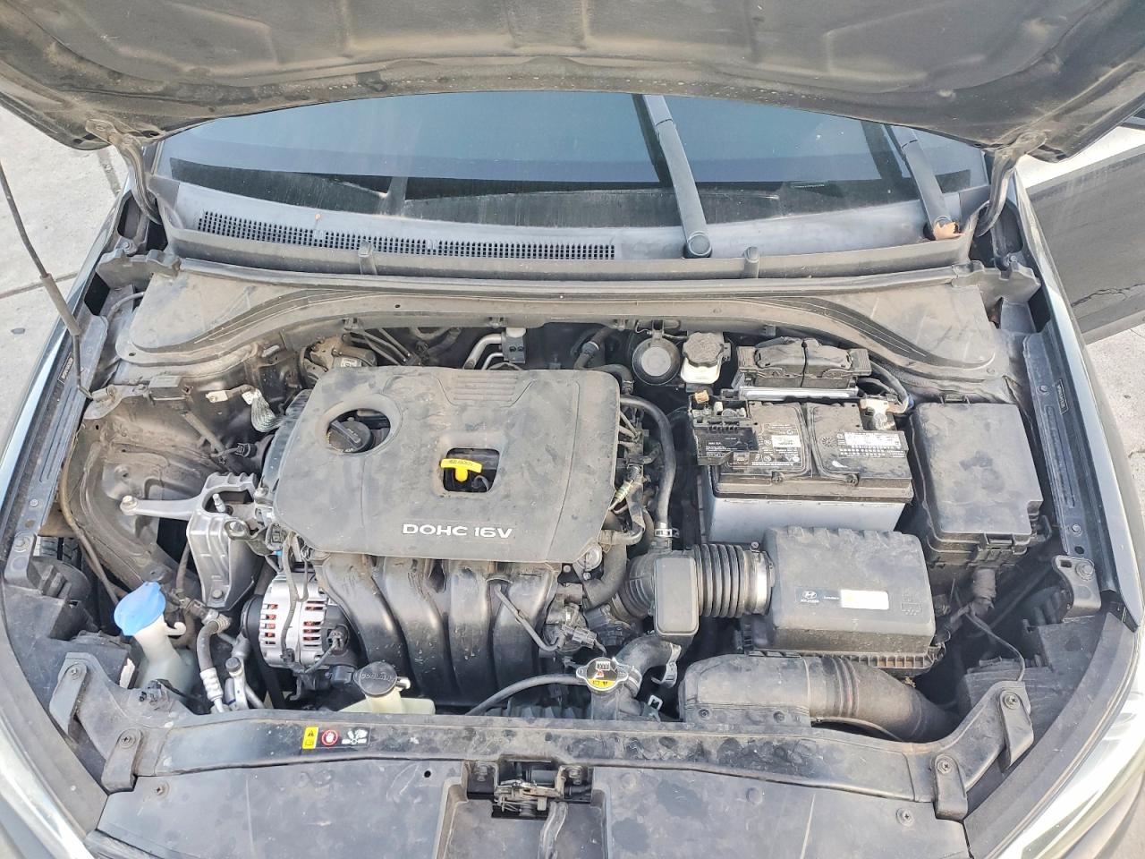 2018 HYUNDAI ELANTRA SEL photo 11