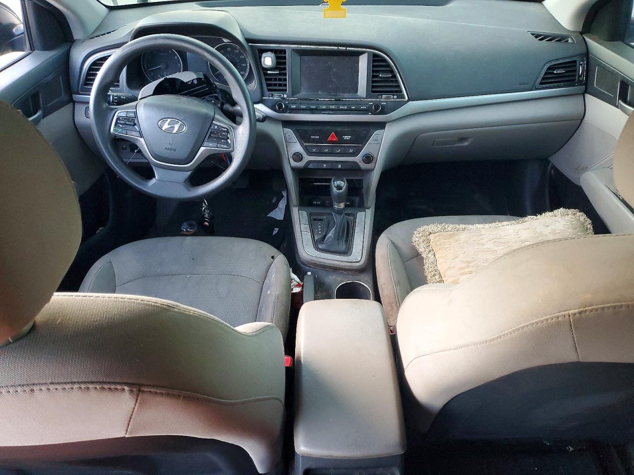 2018 HYUNDAI ELANTRA SEL photo 8