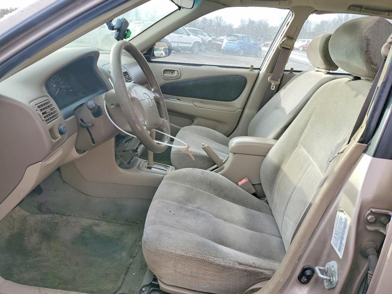2001 TOYOTA COROLLA CE photo 19