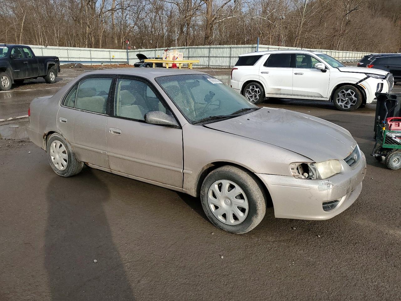 2001 TOYOTA COROLLA CE photo 10