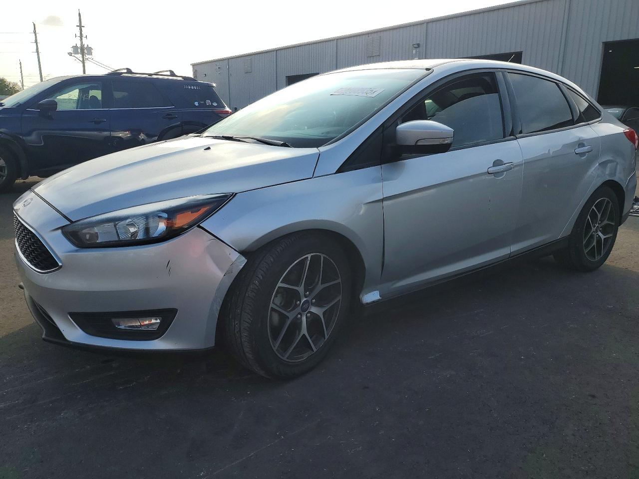 2017 FORD FOCUS