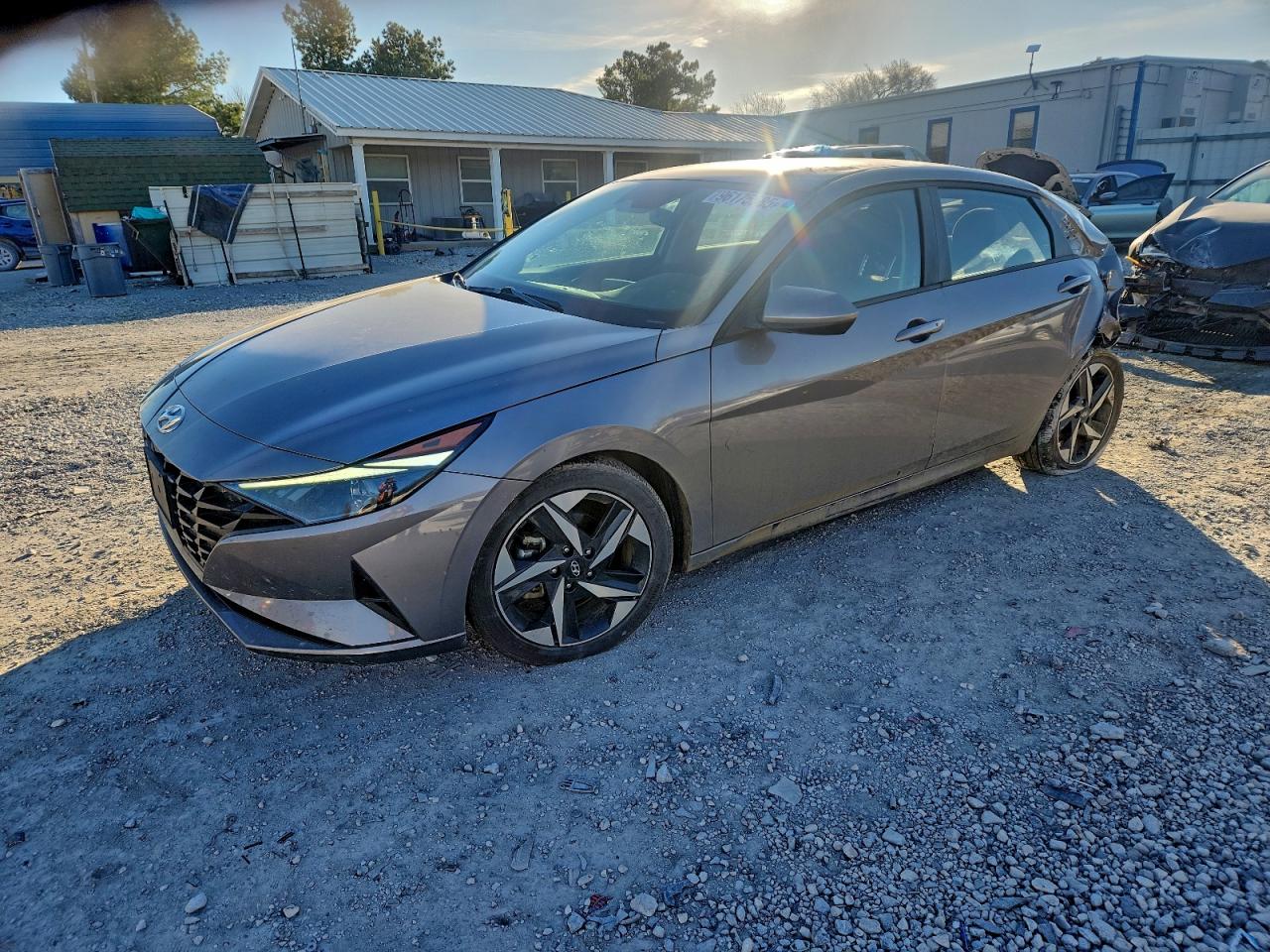 2023 HYUNDAI ELANTRA