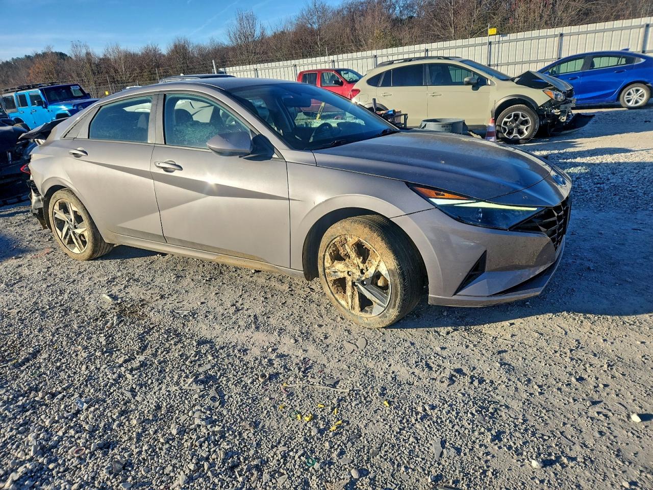 2023 HYUNDAI ELANTRA SEL photo 4