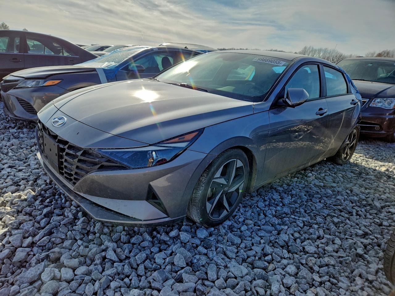 2023 HYUNDAI ELANTRA SEL photo 2