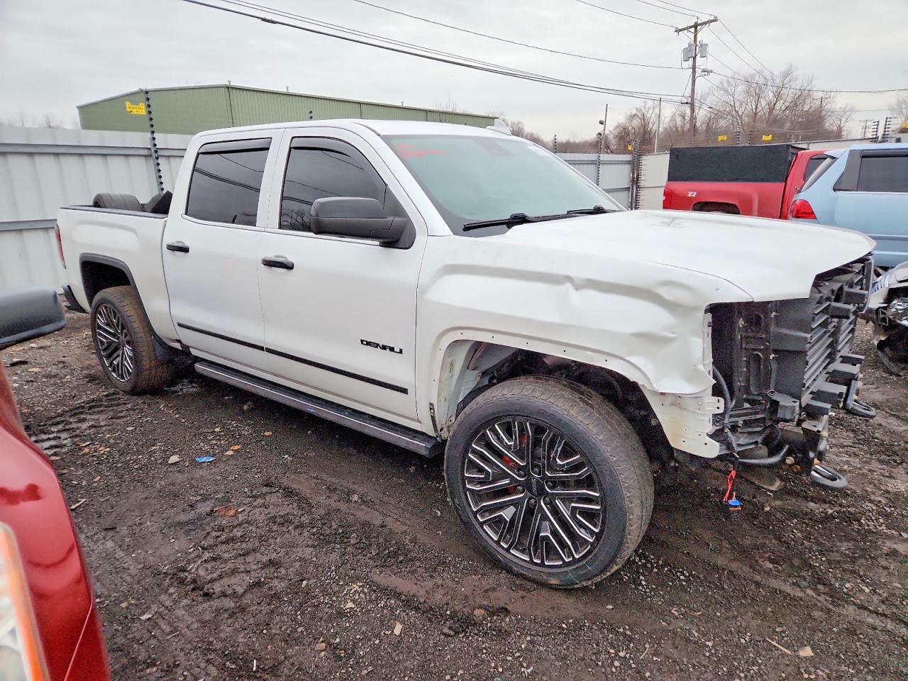 2017 GMC SIERRA K1500 DENALI photo 4