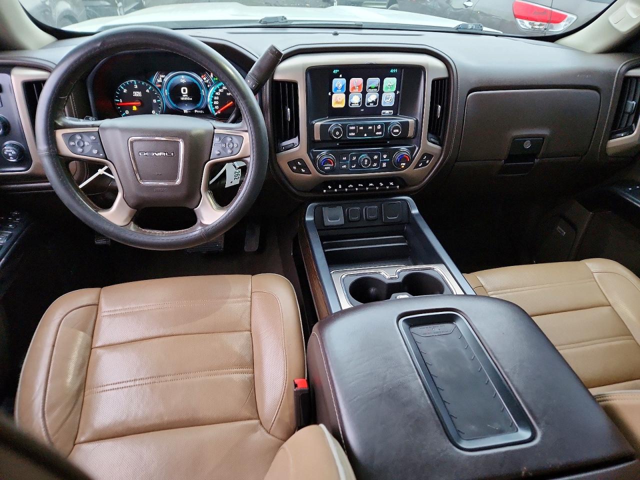 2017 GMC SIERRA K1500 DENALI photo 8