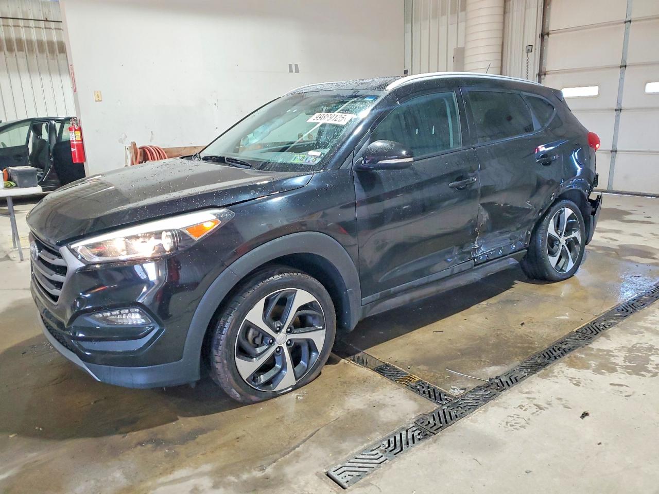 2016 HYUNDAI TUCSON