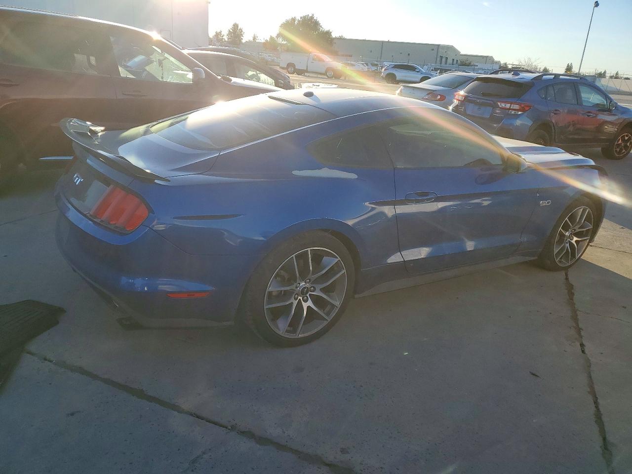 2017 FORD MUSTANG GT photo 3