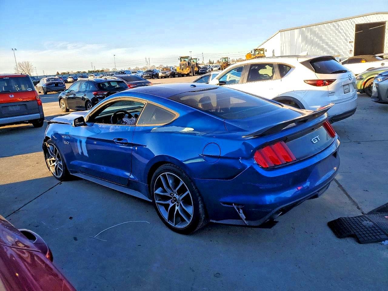 2017 FORD MUSTANG GT photo 2