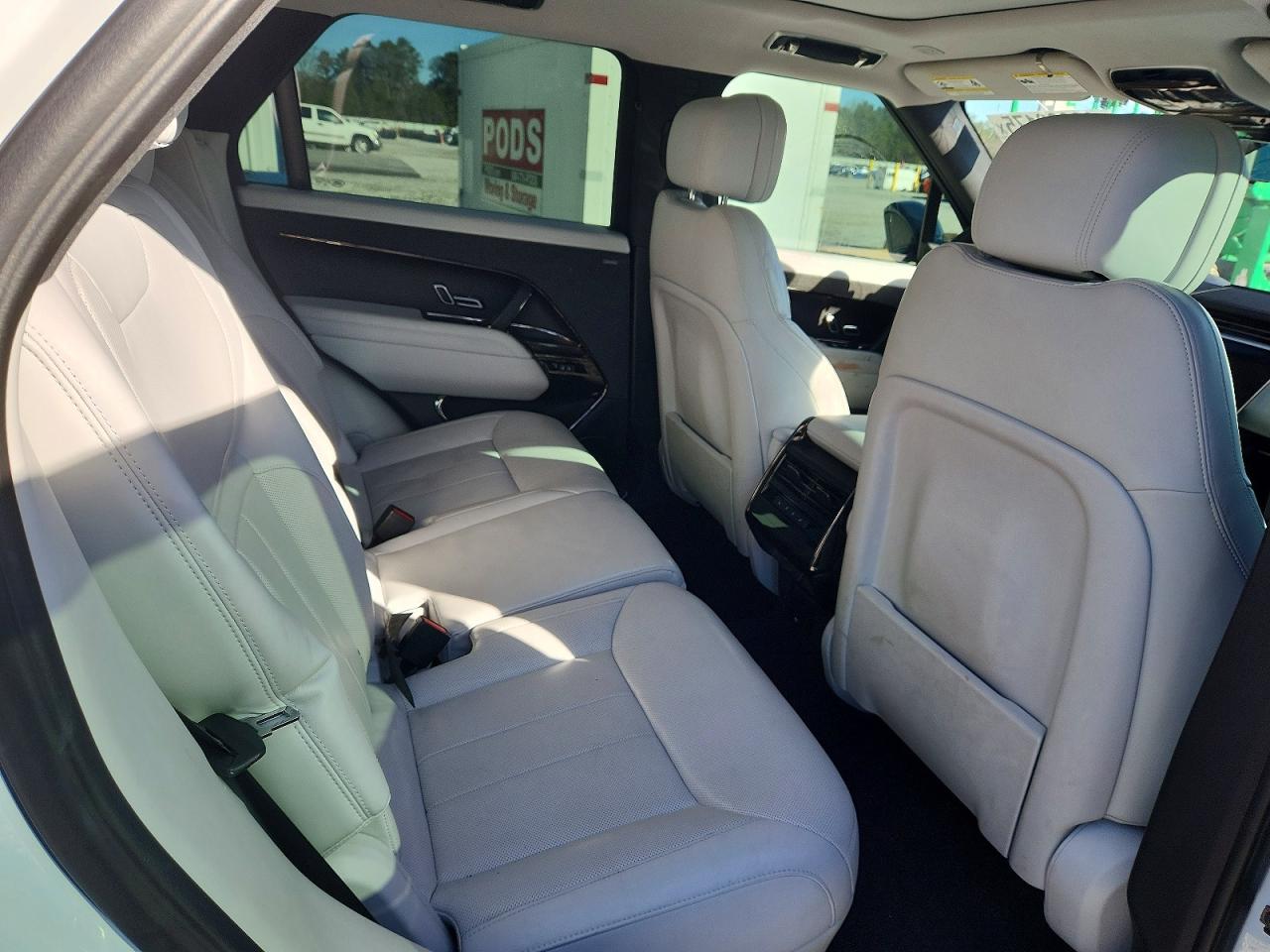 2023 LAND ROVER RANGE ROVER SPORT DYNAMIC SE photo 11