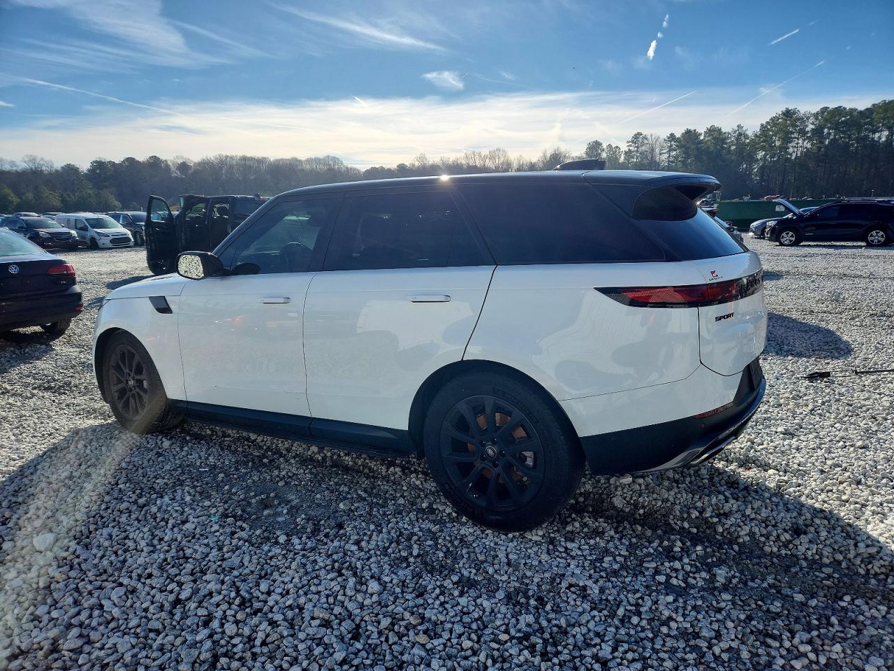 2023 LAND ROVER RANGE ROVER SPORT DYNAMIC SE photo 2