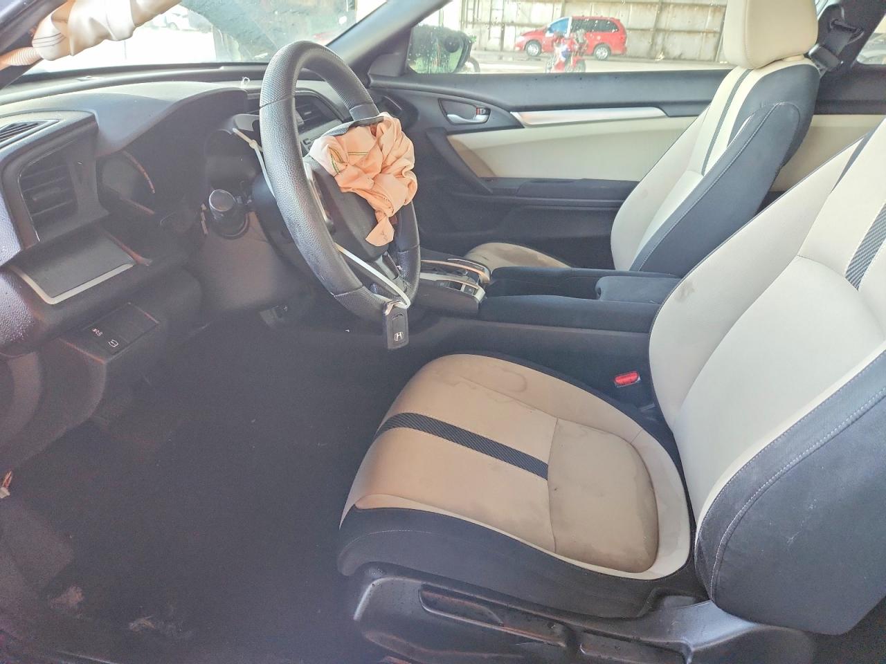 2016 HONDA CIVIC LX photo 7