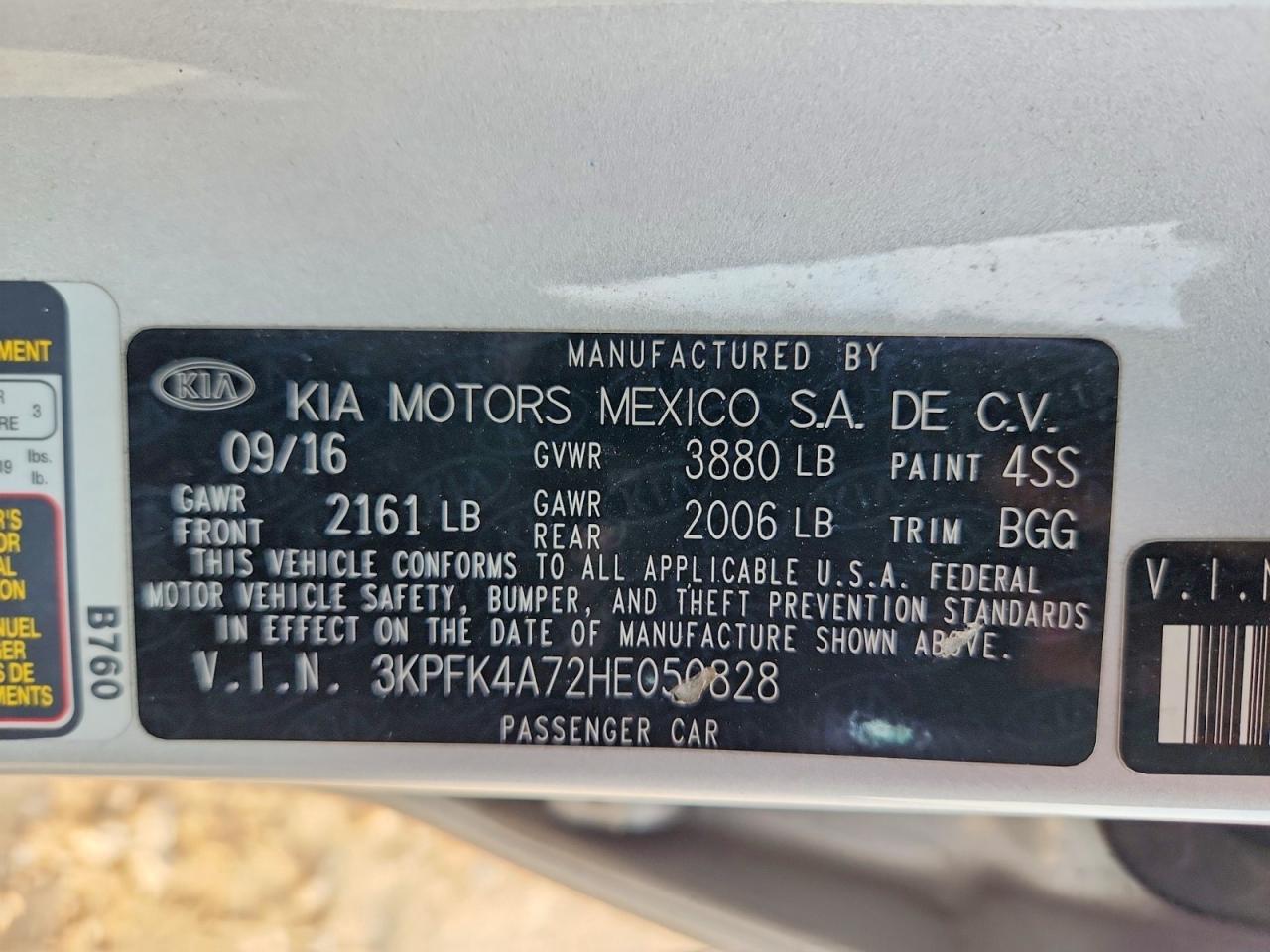 2017 KIA FORTE LX photo 12