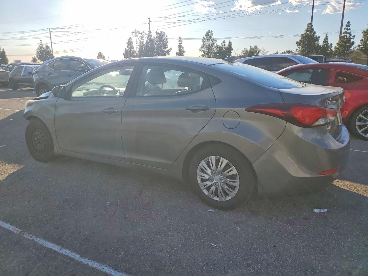 2016 HYUNDAI ELANTRA SE photo 2