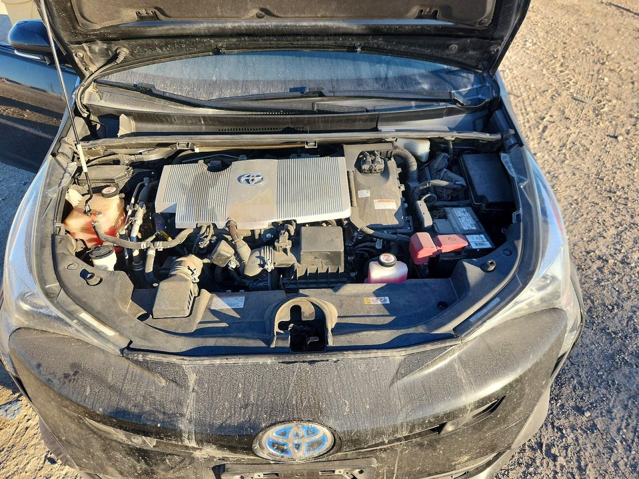 2018 TOYOTA PRIUS photo 11