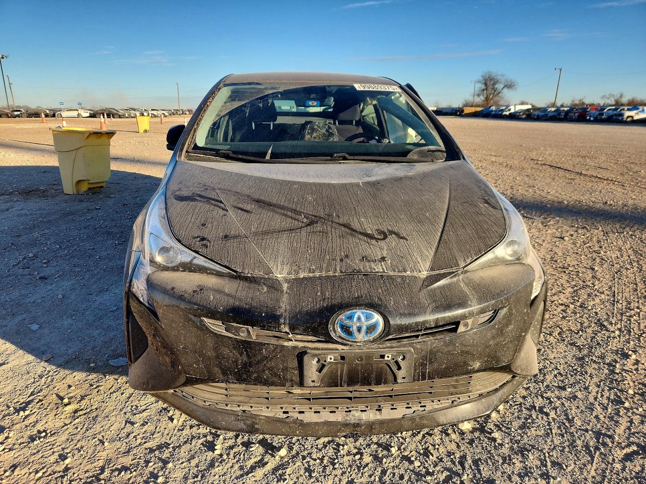 2018 TOYOTA PRIUS photo 5