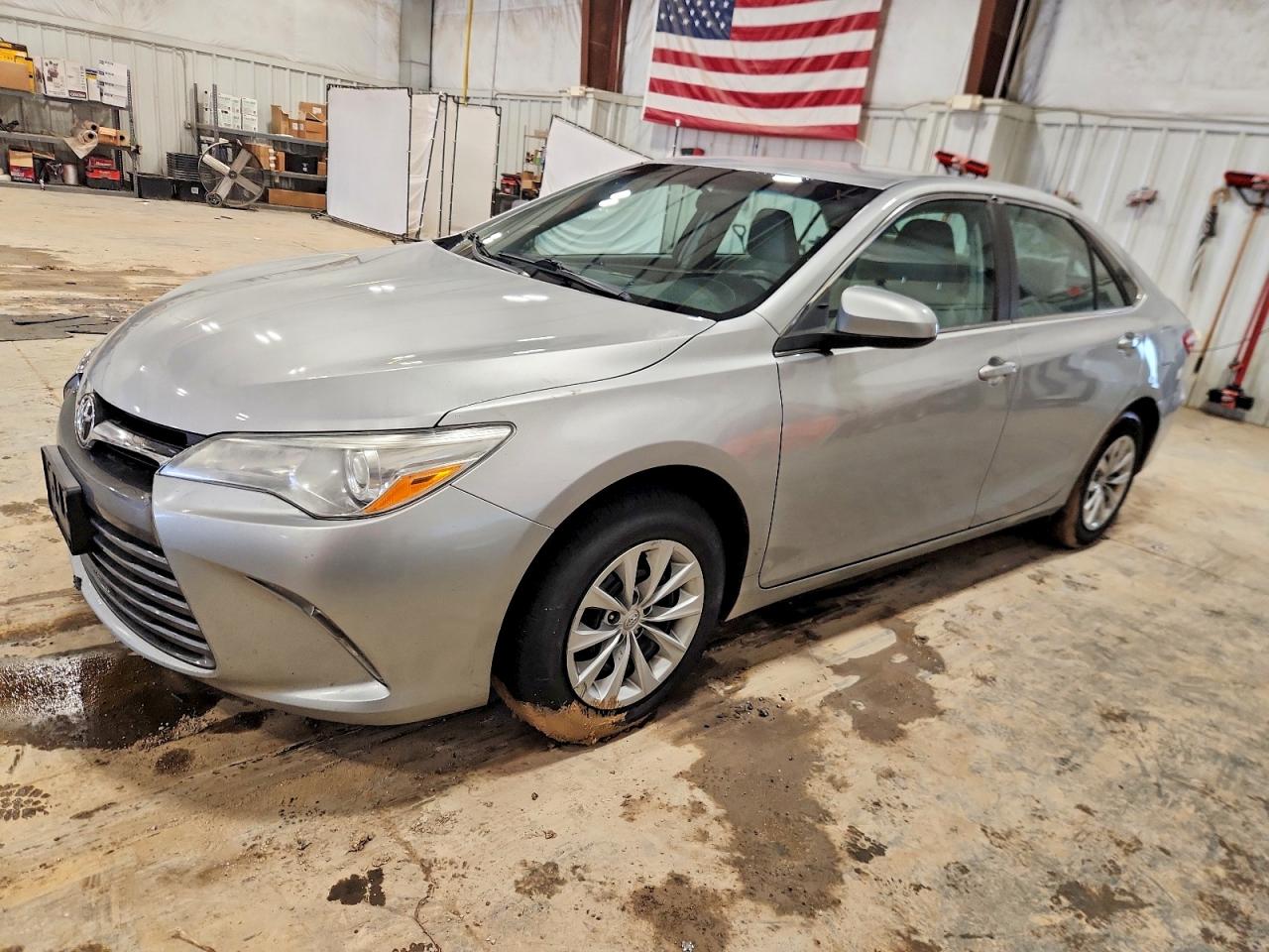 2017 TOYOTA CAMRY