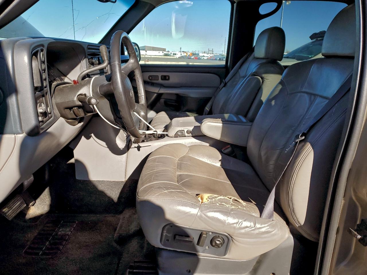 2001 CHEVROLET SUBURBAN K1500 photo 7
