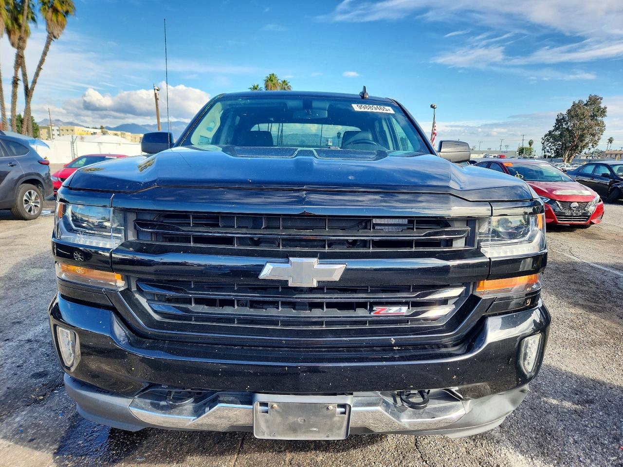 2018 CHEVROLET SILVERADO K1500 LT photo 5