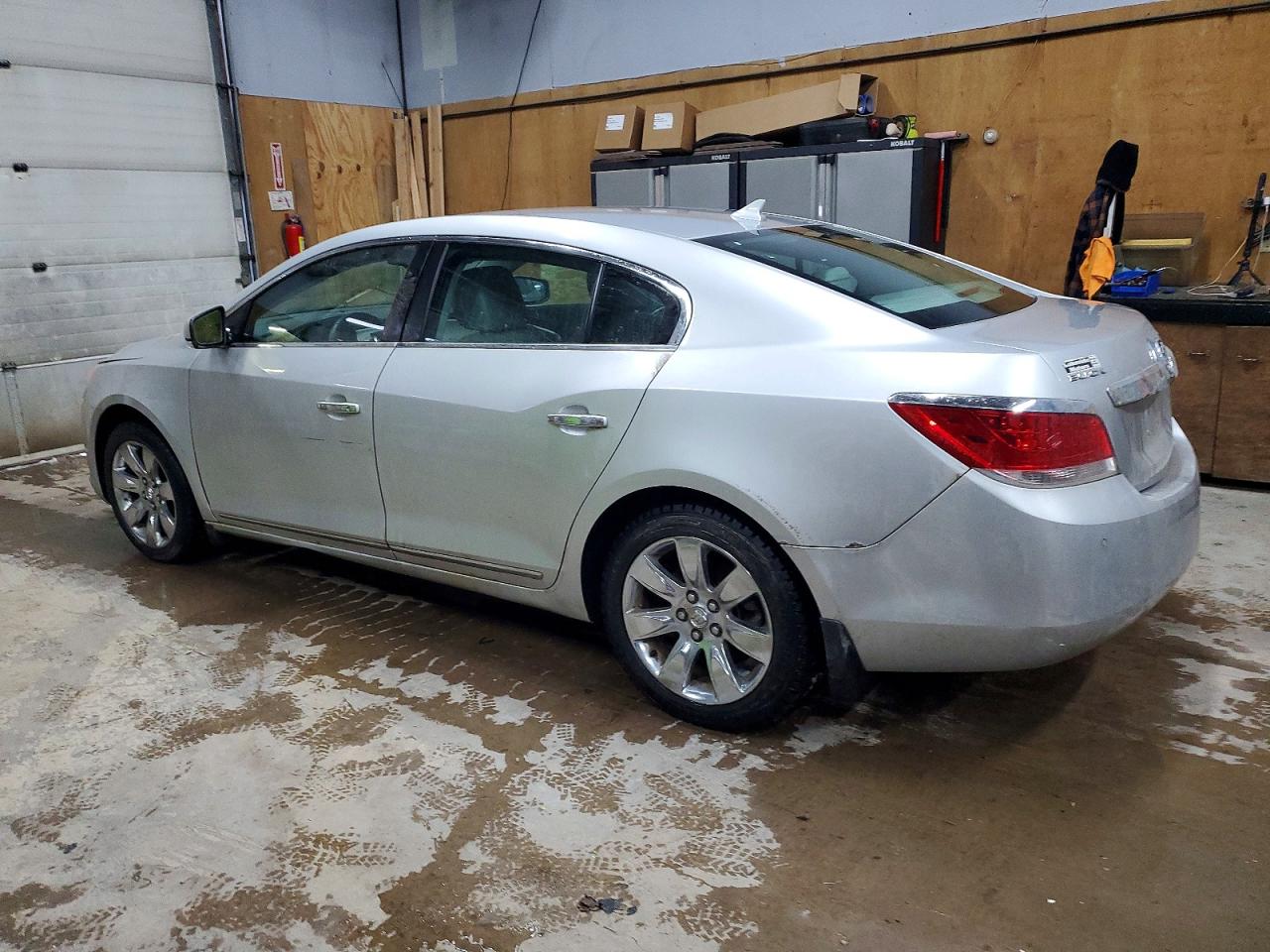 2010 BUICK LACROSSE CXL photo 2