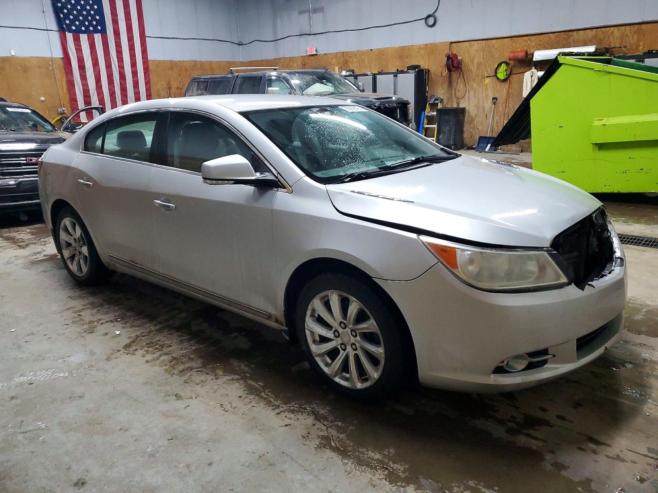 2010 BUICK LACROSSE CXL photo 4