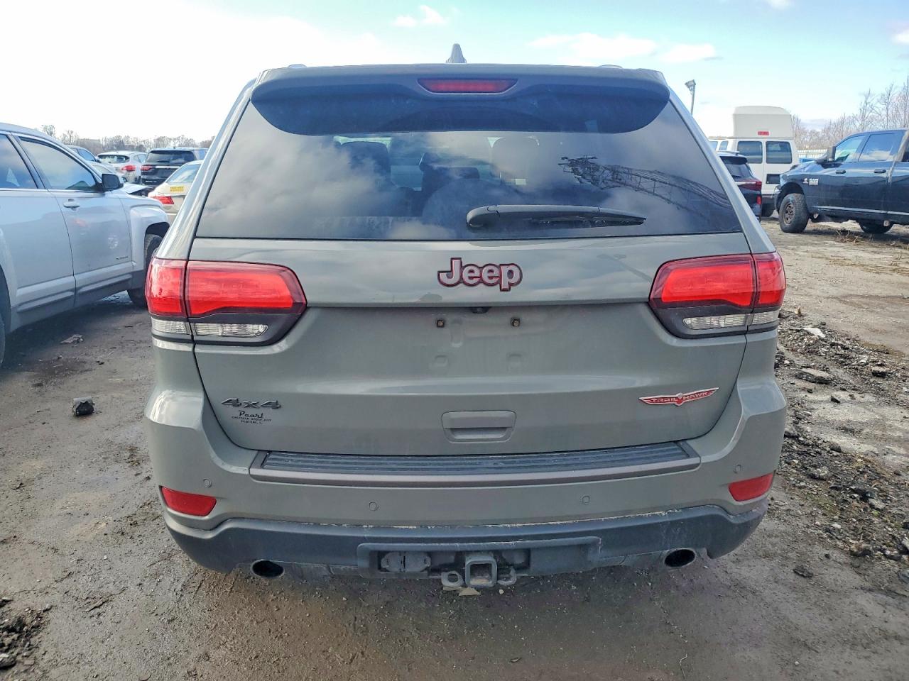 2020 JEEP GRAND CHEROKEE TRAILHAWK photo 6