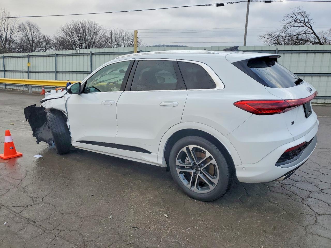 2025 AUDI Q5 PREMIUM PLUS photo 2