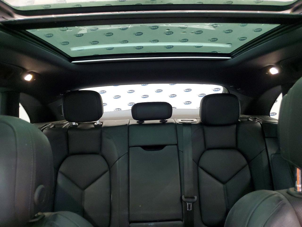 2015 PORSCHE MACAN S photo 10