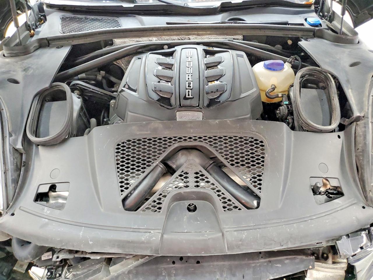 2015 PORSCHE MACAN S photo 12
