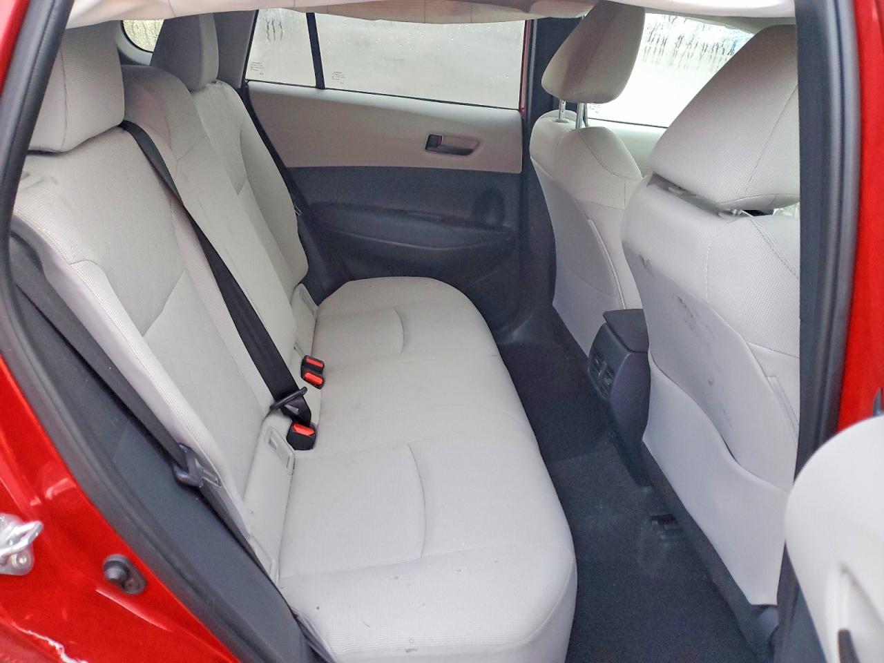 2024 TOYOTA COROLLA CROSS LE photo 11