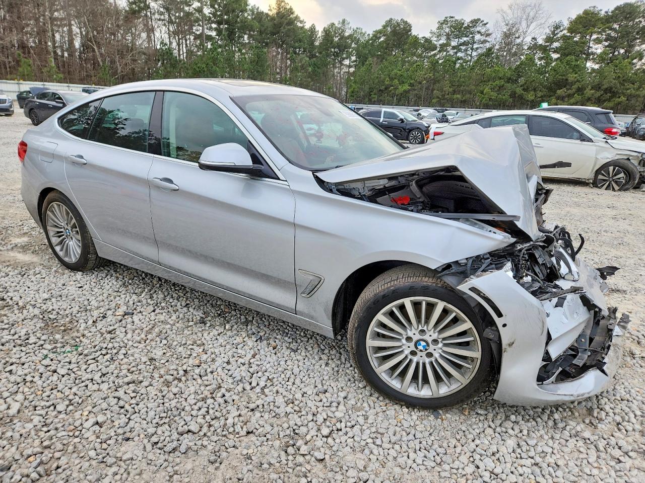2015 BMW 328 XIGT photo 4