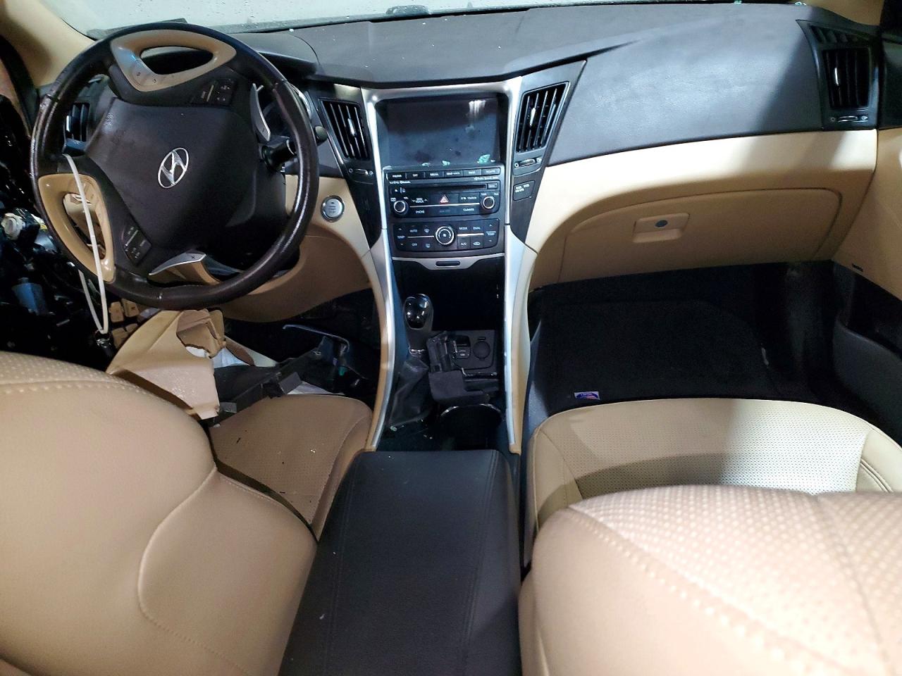 2014 HYUNDAI SONATA SE photo 8