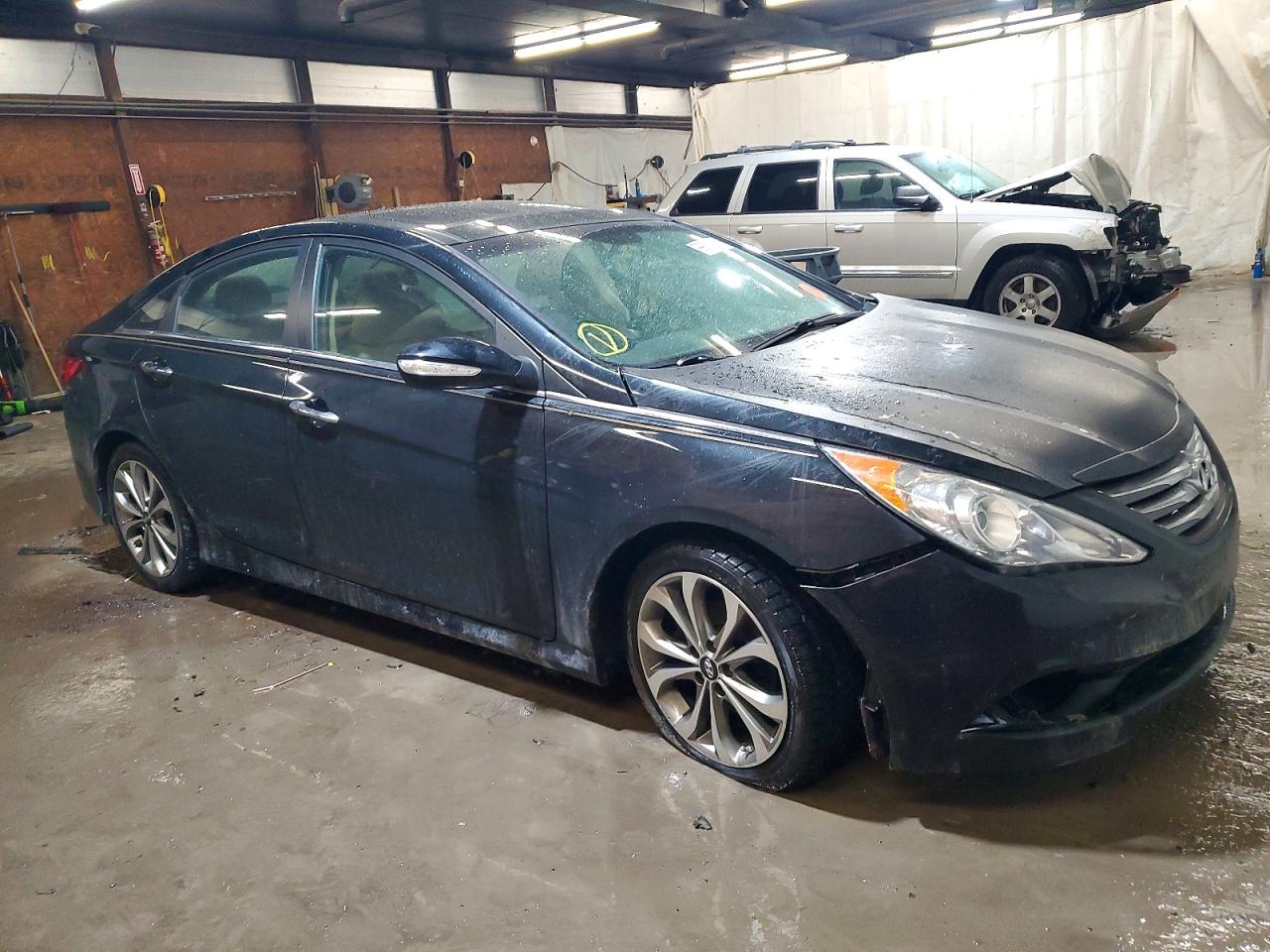 2014 HYUNDAI SONATA SE photo 4